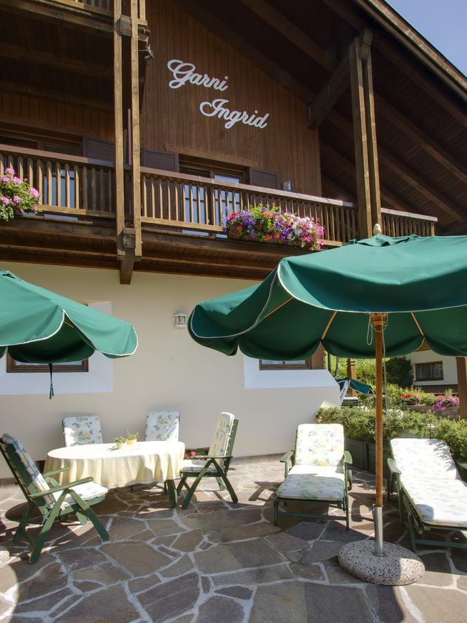 Panorama Garni Ingrid Hotel Dobbiaco Eksteriør billede