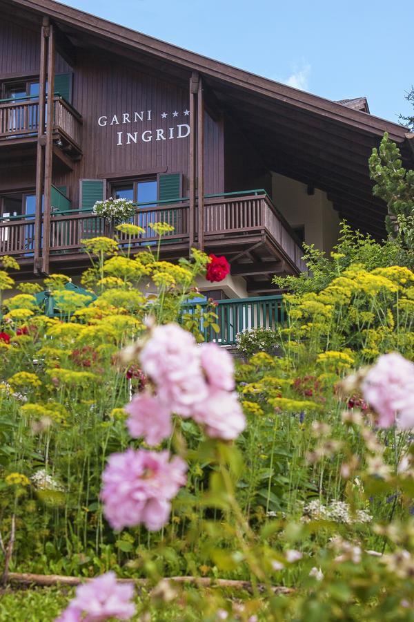 Panorama Garni Ingrid Hotel Dobbiaco Eksteriør billede
