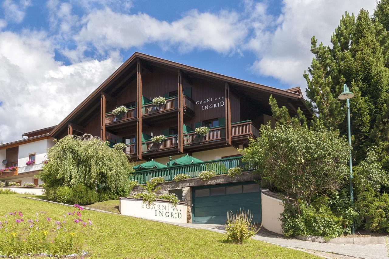 Panorama Garni Ingrid Hotel Dobbiaco Eksteriør billede